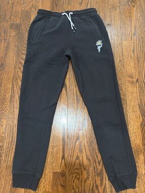 GOAT USA Black Joggers, Kids size XL
